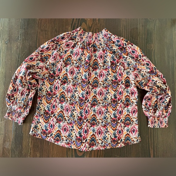 Evereve | Sonja Ikat Smocked‎ Blouse | 3/4 length sleeves lightweight | Size XS - Picture 4 of 11